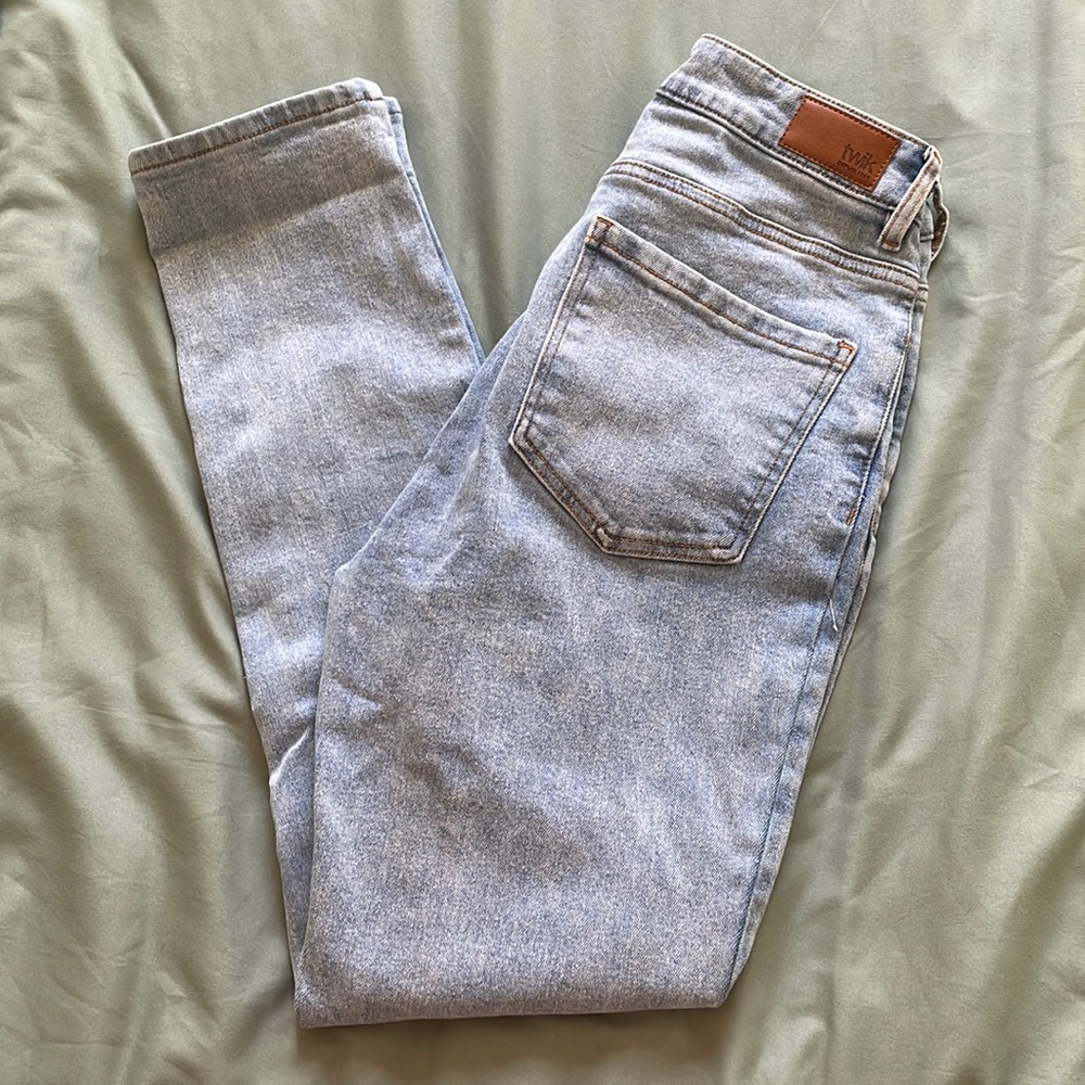 Twik Jeans